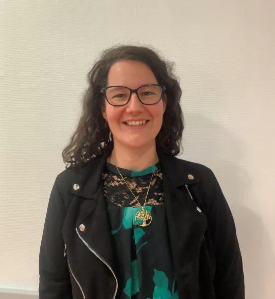 Portrait De Nathalie PAGNEUX Assistante Administrative La Pharmacie Portrait De Nathalie PAGNEUX Assistante Administrative La Pharmacie